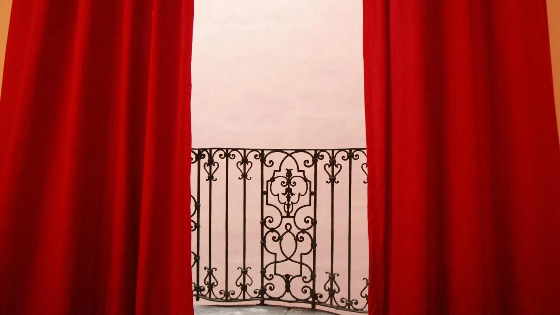 Casa Milano - Apartments And Rooms - Vintage Vibes, Balcony Italy